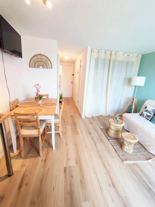 L'Escapade : Charmant T2 -Parking Gratuit, Piscine, Wifi, Clim Gruissan Exterior foto